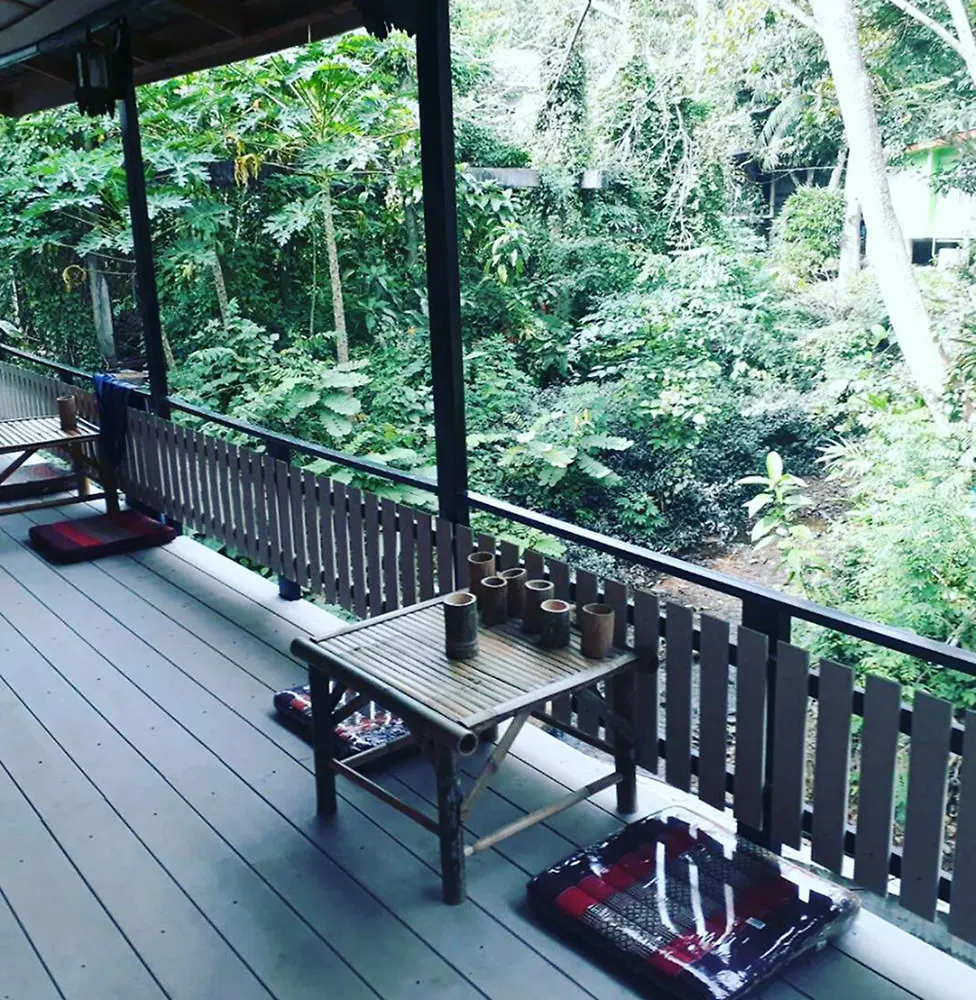 Jinda Hostel Ko Lanta