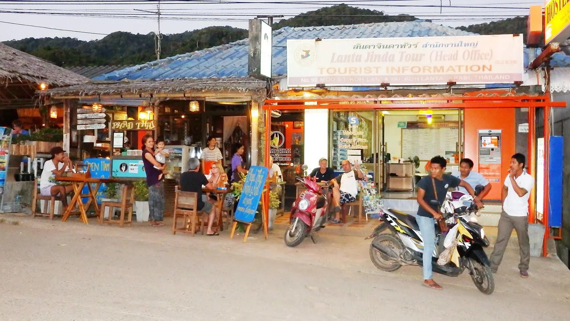 Jinda Hostel Ko Lanta 泰国