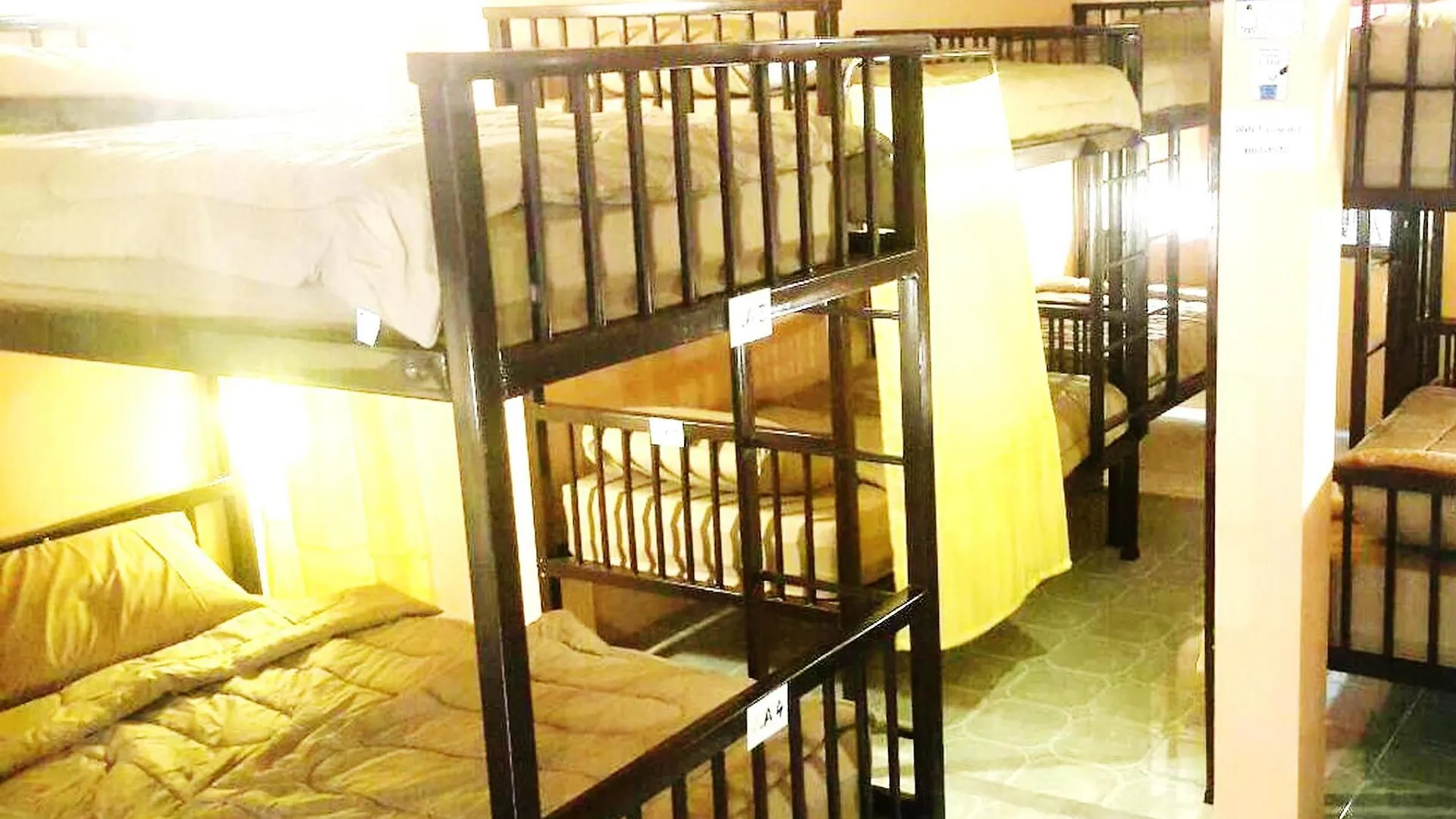 Jinda Hostel Ko Lanta