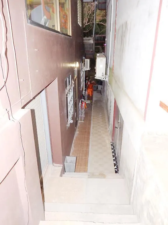 Jinda Hostel Ko Lanta 0*,