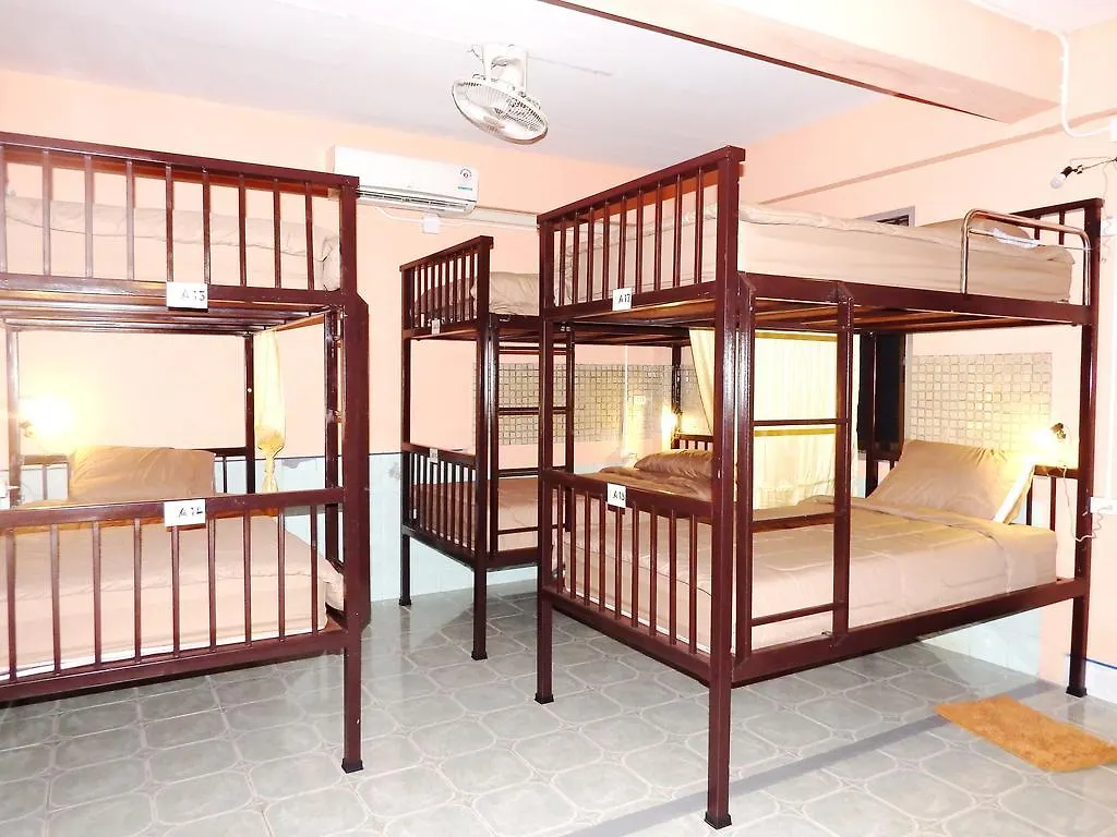 Jinda Hostel Ko Lanta
