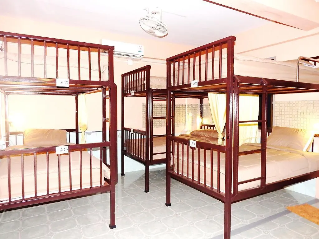 Jinda Hostel Ko Lanta
