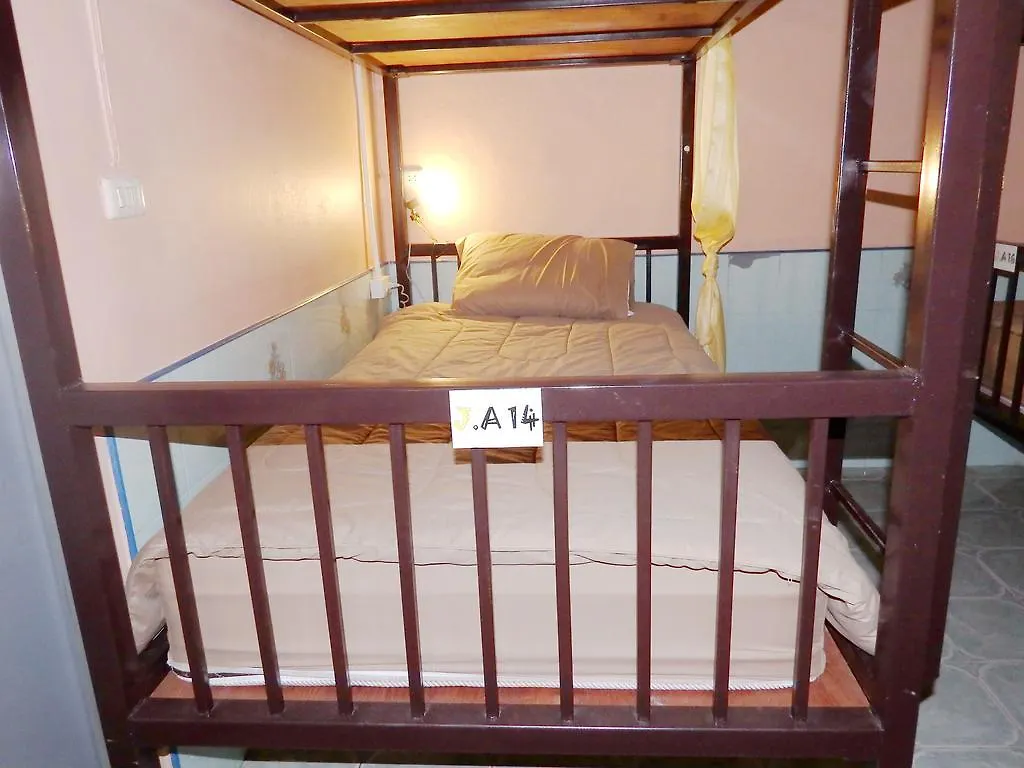 Jinda Hostel Ko Lanta