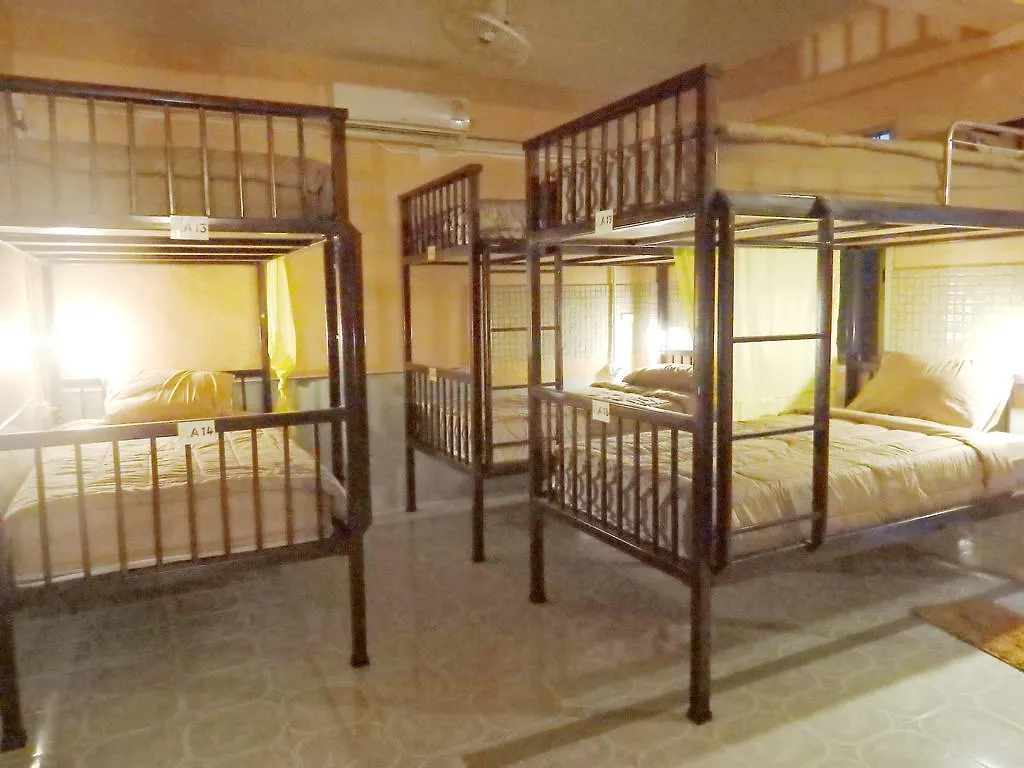 Jinda Hostel Ko Lanta