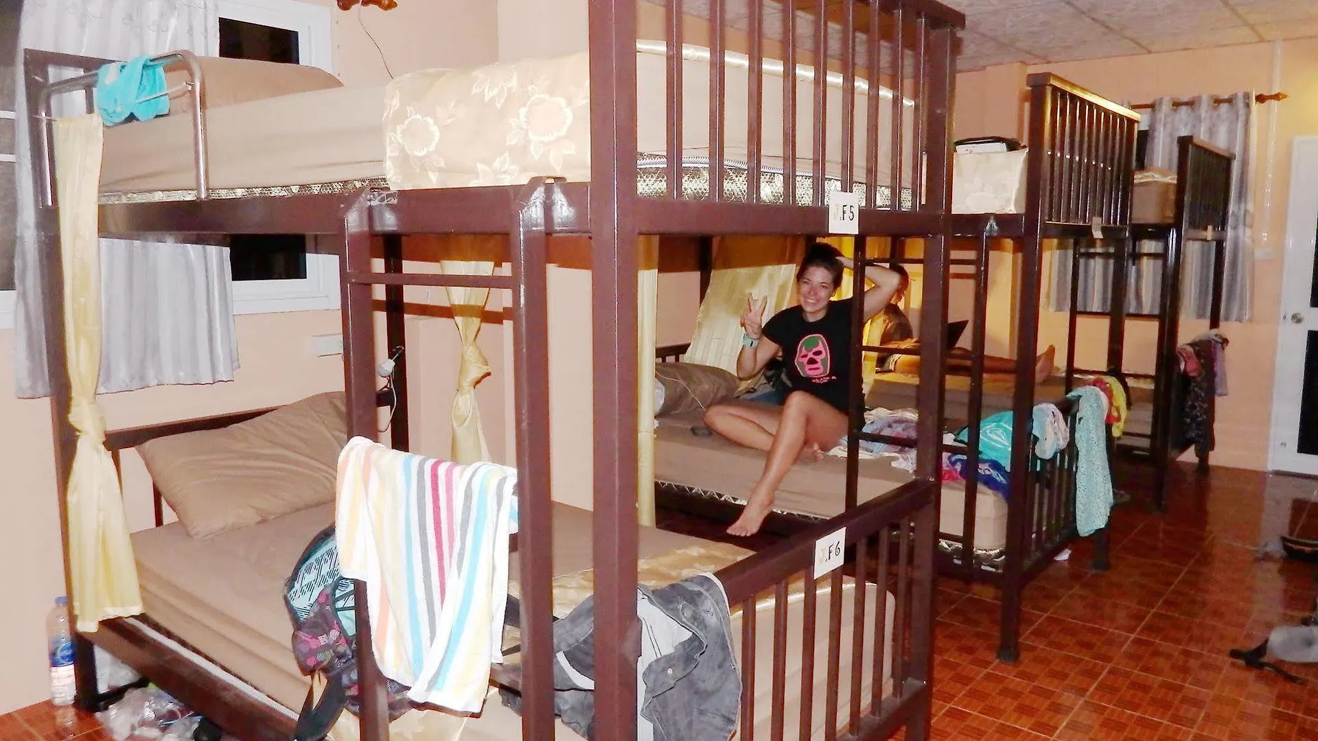Jinda Hostel Ko Lanta