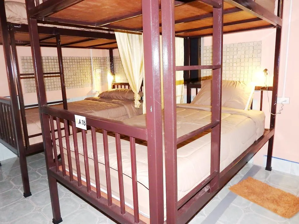 Jinda Hostel Ko Lanta