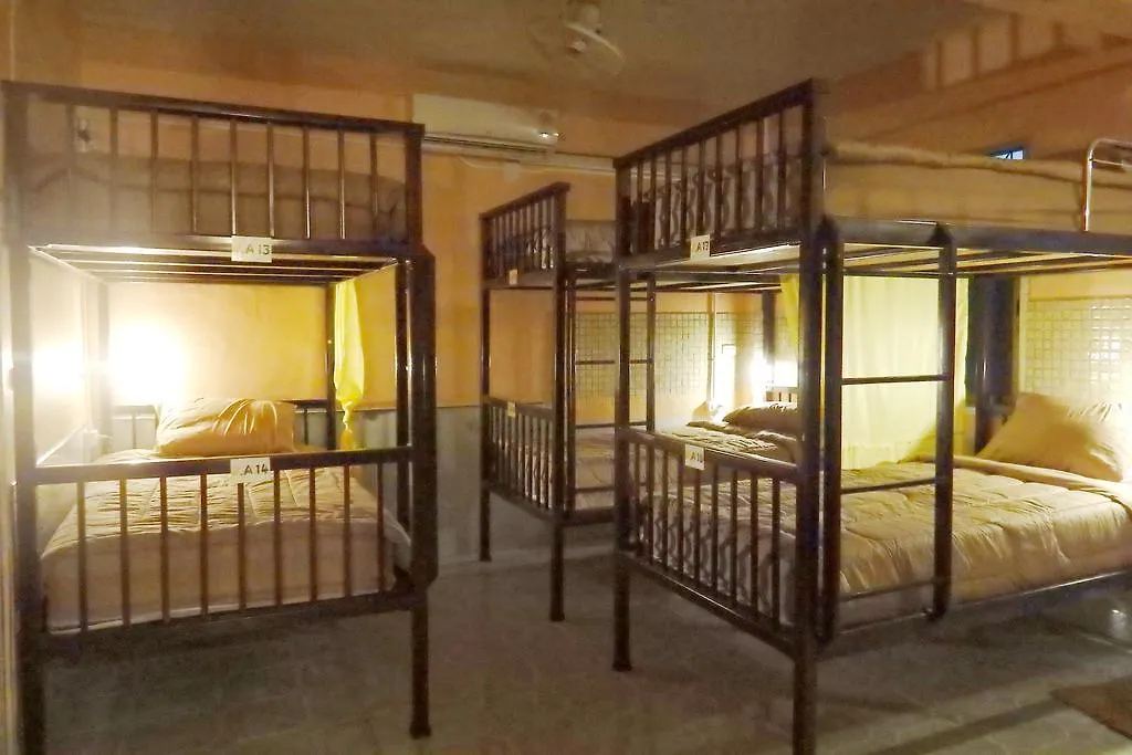 Jinda Hostel Ko Lanta